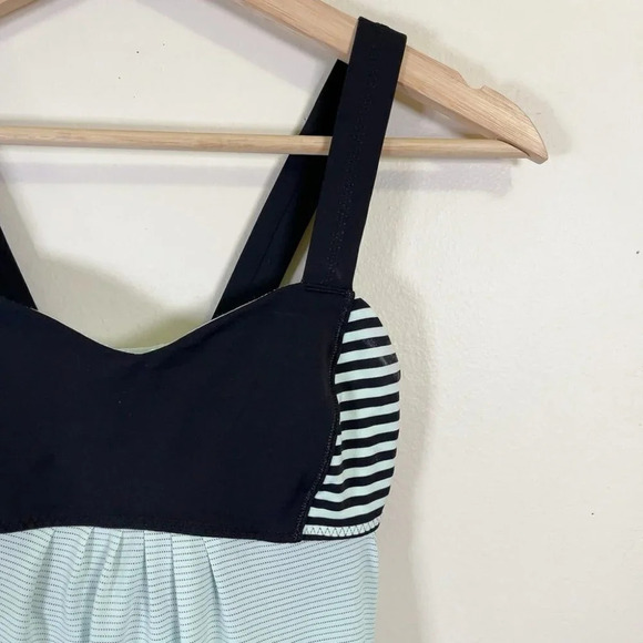 Lululemon Run: Back On Track Tank Mint Moment - Picture 6 of 14